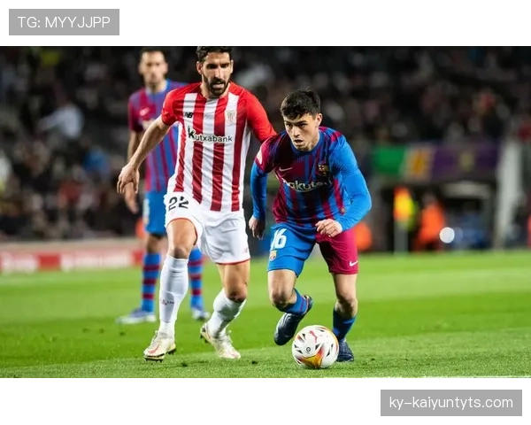 德布劳内与佩德里中场角色对比：体系适配逻辑与创造力生成机制差异